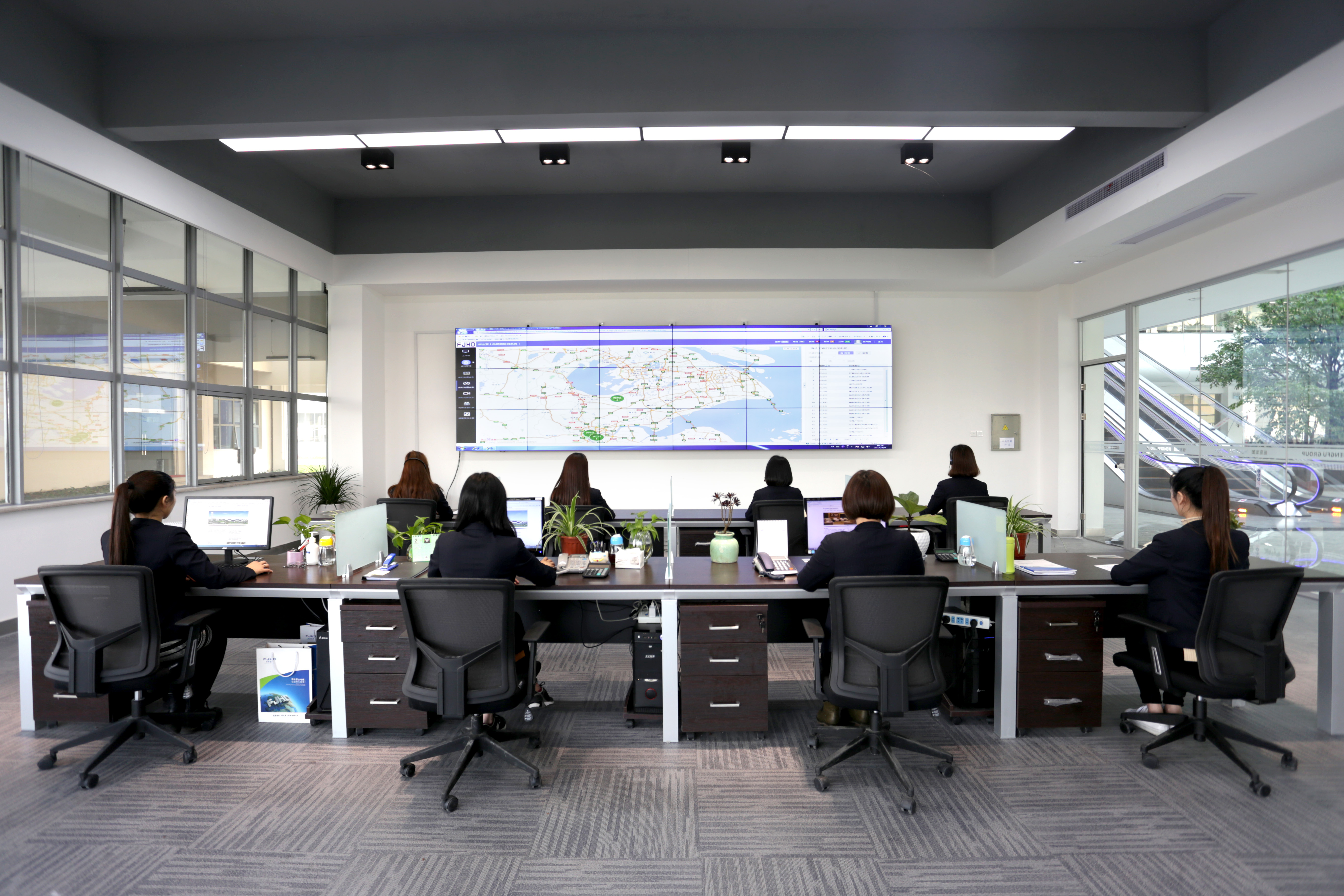 9170金沙电梯物联网监控中心